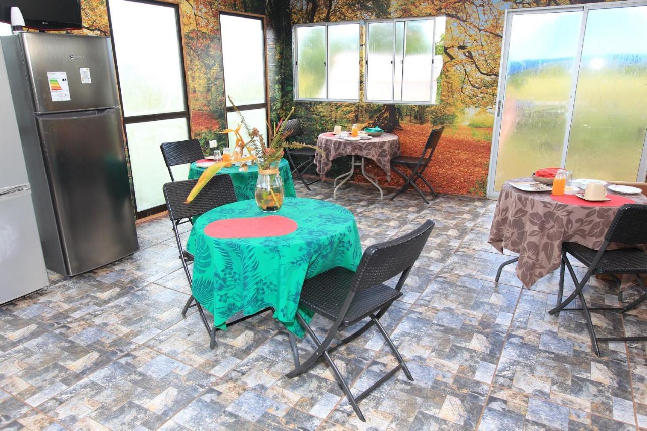 Hare Pakoba Guest House Hanga Roa Eksteriør bilde